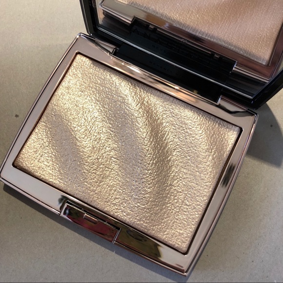✨BNIB AUTH Anastasia AMREZY Highlighter - Picture 3 of 8